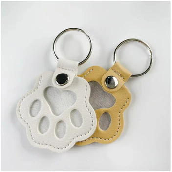 Pet Fur Keepsake Paw-Shaped Keychain – Cherish Your Pet Forever