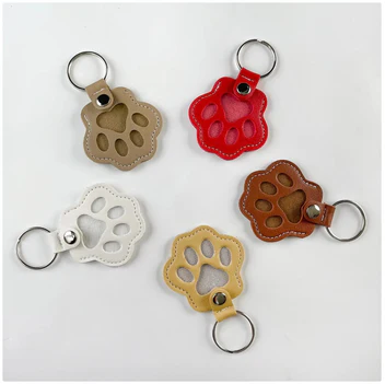 Pet Fur Keepsake Paw-Shaped Keychain – Cherish Your Pet Forever